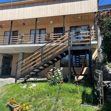 Guesthouse Relax In Kazbegi Extérieur photo