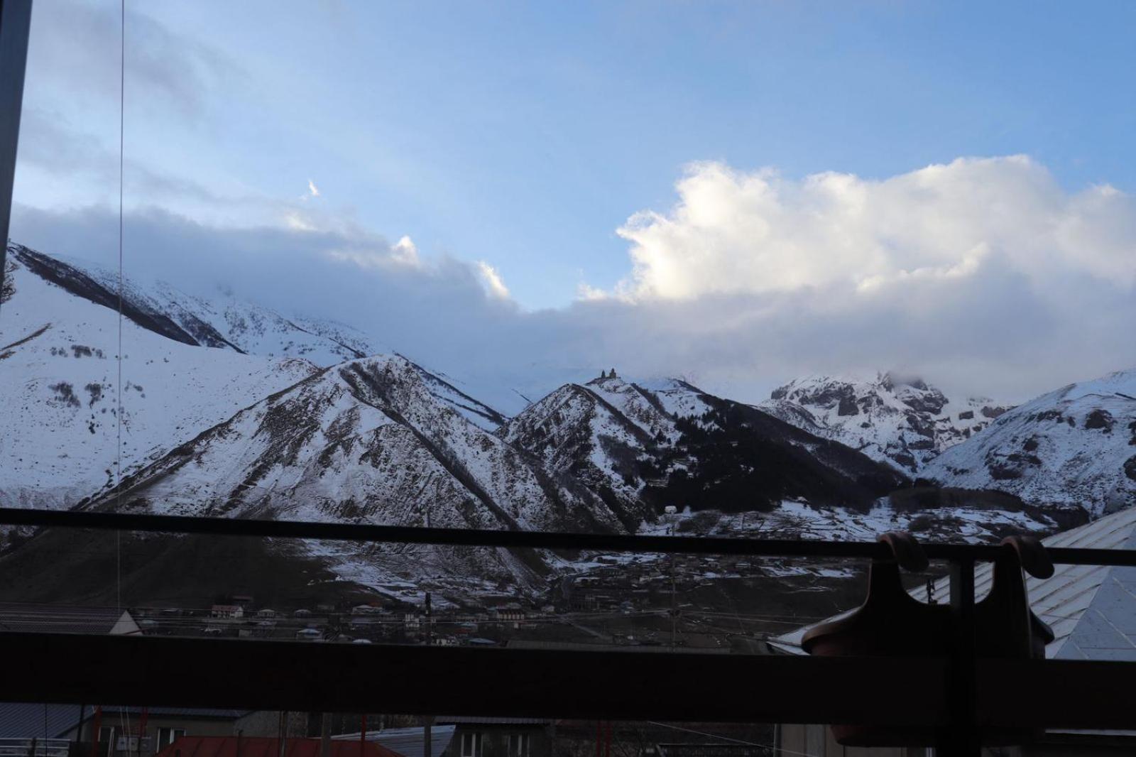 Guesthouse Relax In Kazbegi Extérieur photo