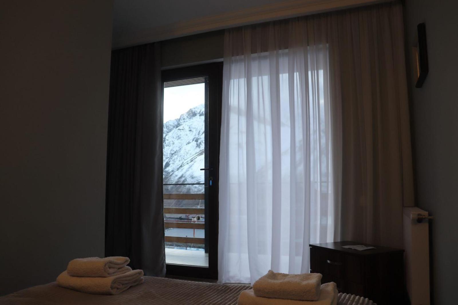 Guesthouse Relax In Kazbegi Extérieur photo