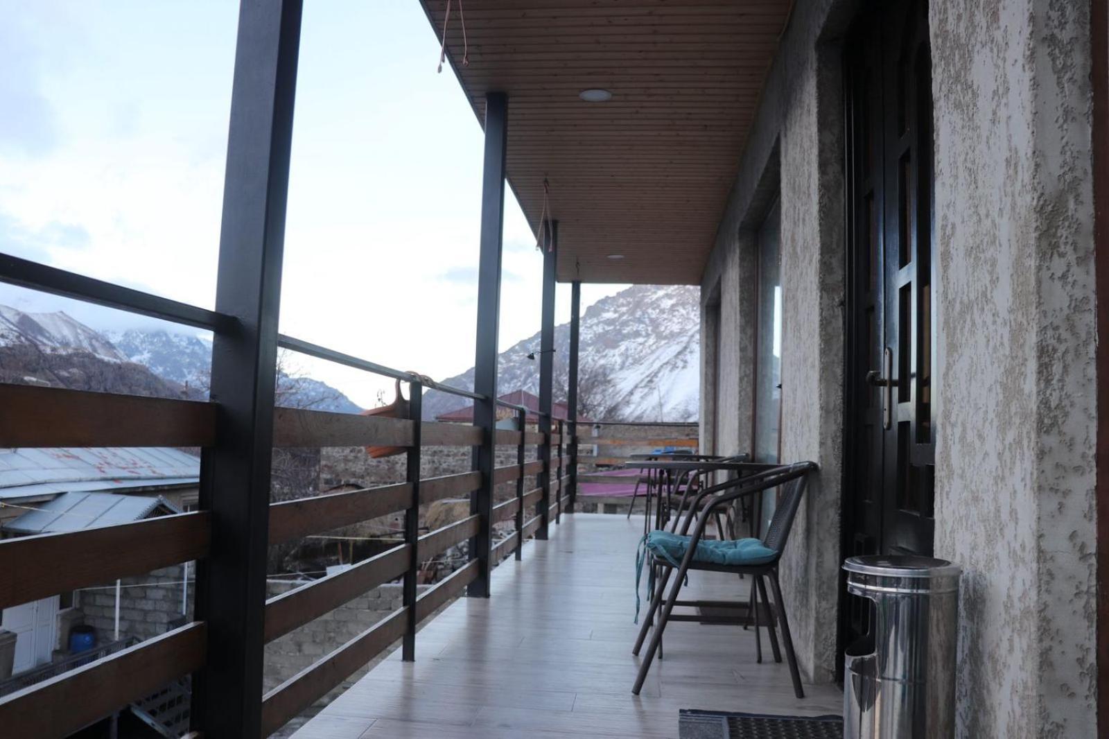 Guesthouse Relax In Kazbegi Extérieur photo